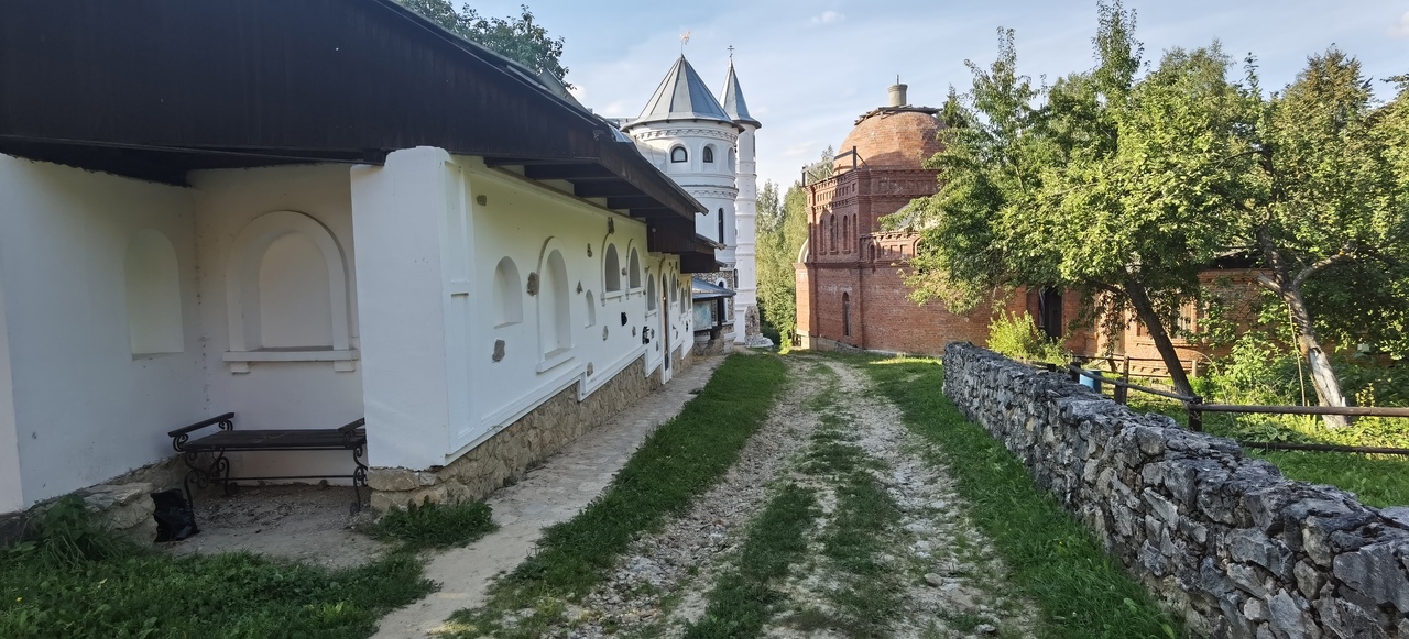 храм